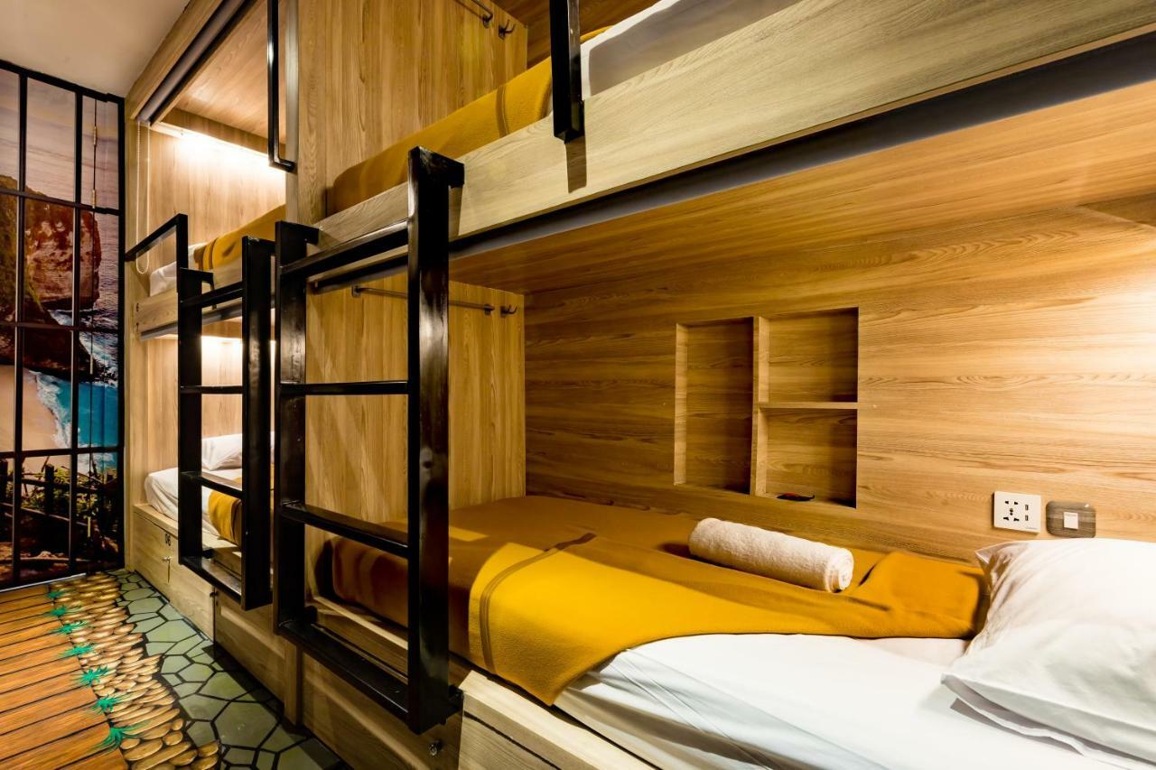 D'Gobers Hostel Seminyak By Gumilang Hospitality Exteriör bild